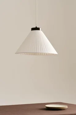 ALVAR Taklampa