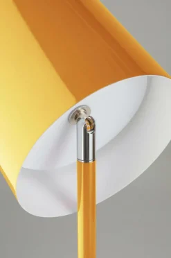 ARA Golvlampa