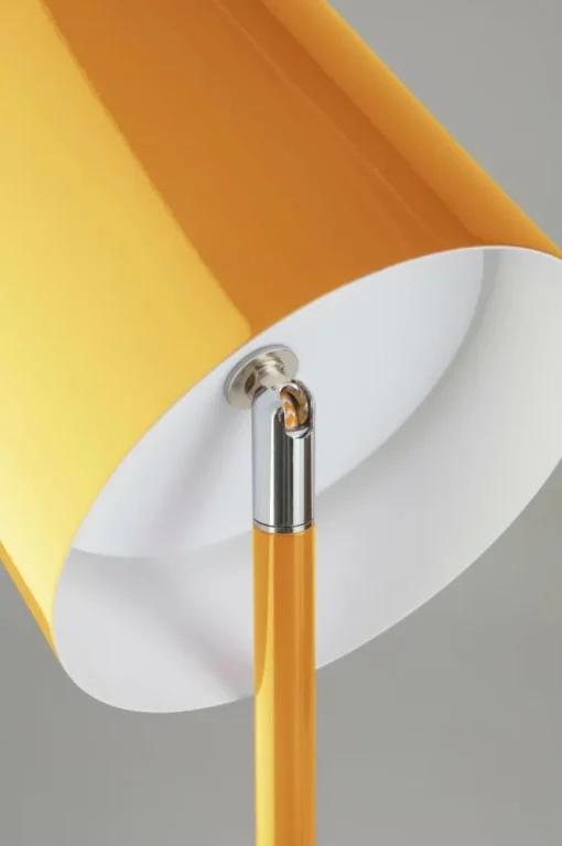 ARA Golvlampa