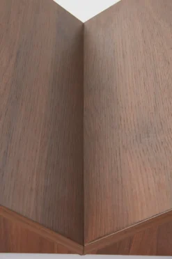 MANTA Bokställ